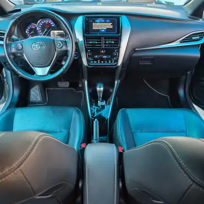 TOYOTA-YARIS-2018