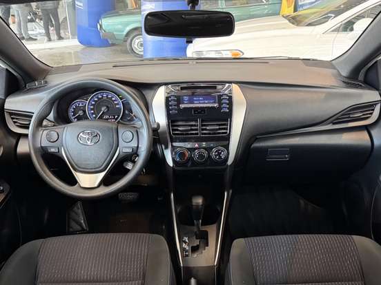 TOYOTA-YARIS-1.3 16V FLEX XL LIVE MULTIDRIVE TOYOTA-YARIS-2020