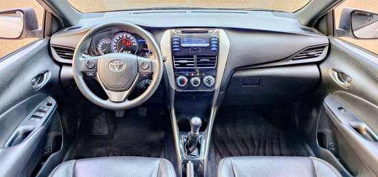 TOYOTA-YARIS-2018