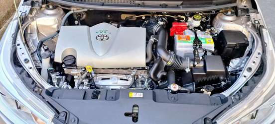 TOYOTA-YARIS-2018
