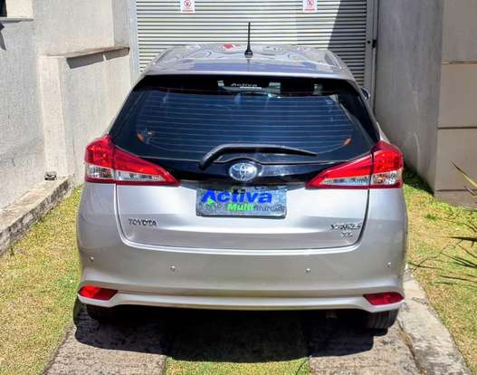 TOYOTA-YARIS-2018