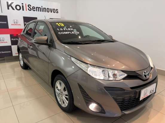 TOYOTA-YARIS-2018