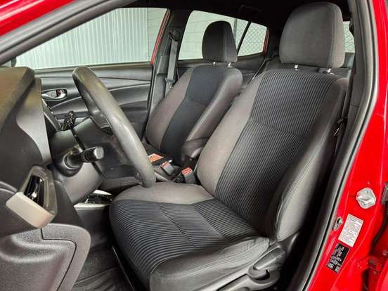 TOYOTA-YARIS-2018