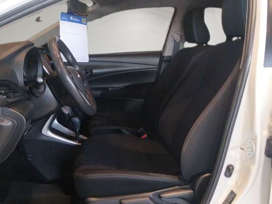 TOYOTA-YARIS-2020