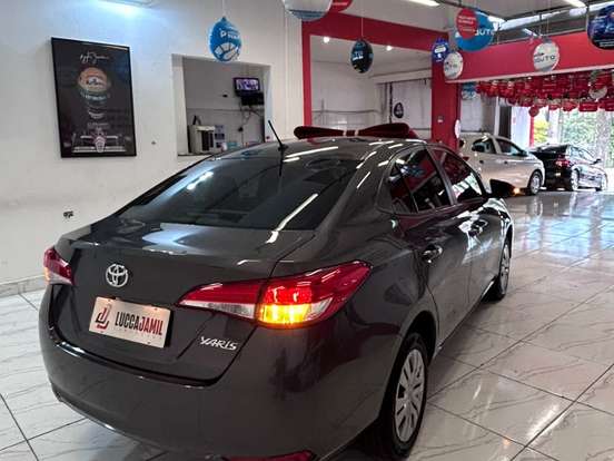 TOYOTA-YARIS-1.5 16V FLEX SEDAN XL LIVE MULTIDRIVE TOYOTA-YARIS-2022