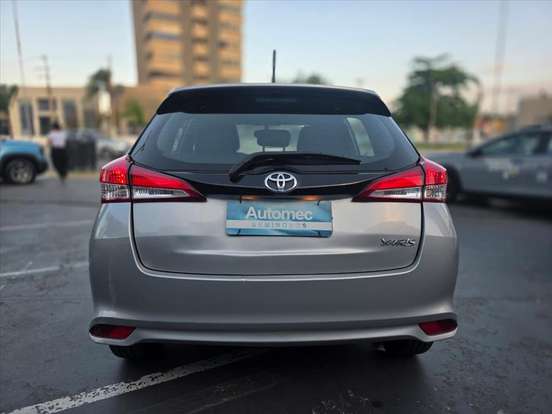 TOYOTA-YARIS-2024