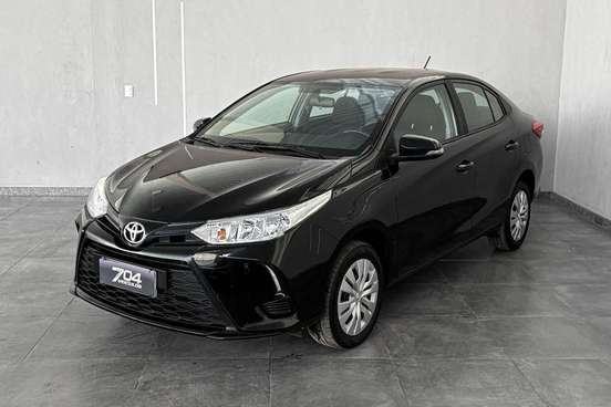 TOYOTA-YARIS-2024