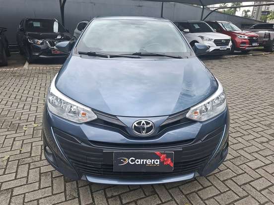 TOYOTA-YARIS-2018