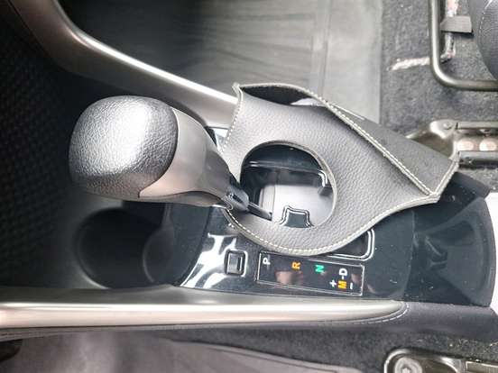TOYOTA-YARIS-2018