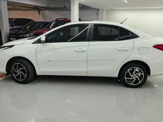 TOYOTA-YARIS-1.5 16V FLEX SEDAN XLS MULTIDRIVE TOYOTA-YARIS-2024