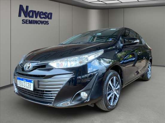 TOYOTA-YARIS-2020