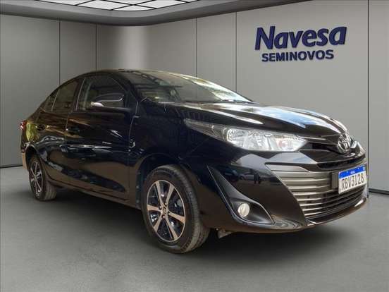 TOYOTA-YARIS-2020
