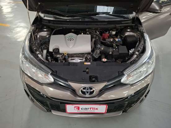 TOYOTA-YARIS-2018