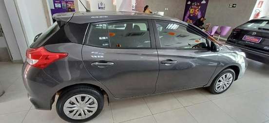 TOYOTA-YARIS-2024