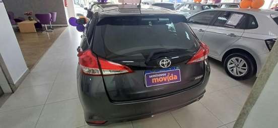 TOYOTA-YARIS-2024