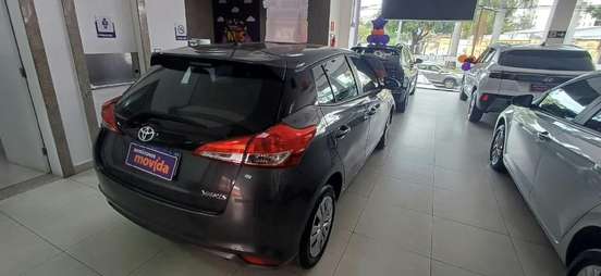 TOYOTA-YARIS-2024