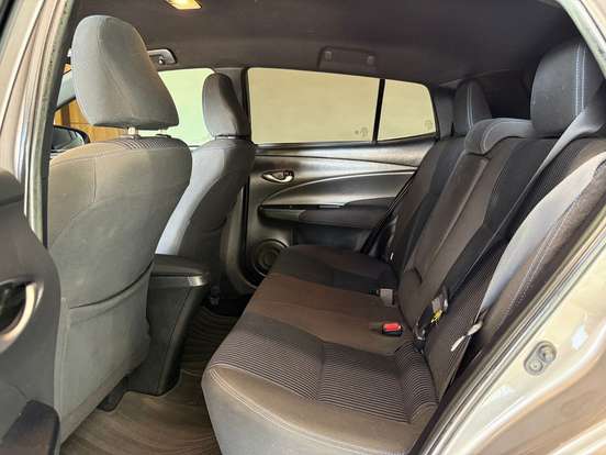 TOYOTA-YARIS-2020