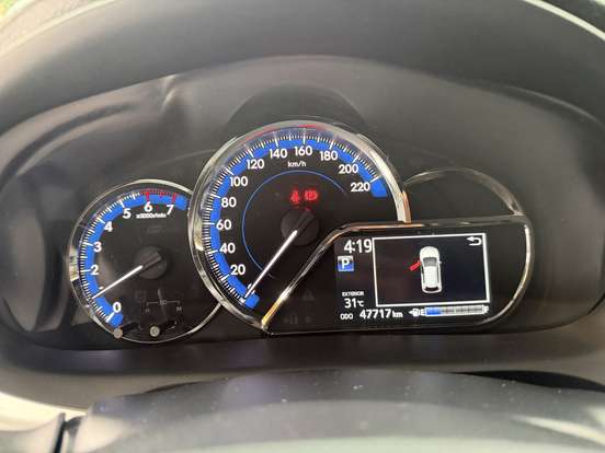 TOYOTA-YARIS-2020
