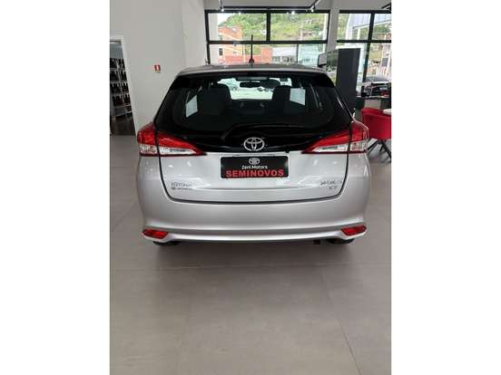 TOYOTA-YARIS-1.5 16V FLEX XS MULTIDRIVE TOYOTA-YARIS-2019