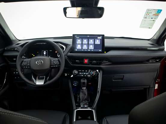TOYOTA-YARIS CROSS-2026