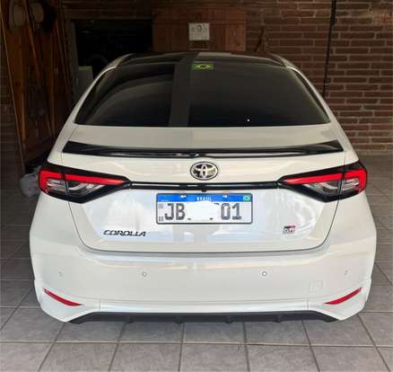 TOYOTA-COROLLA-2023