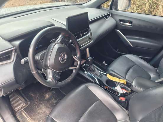 TOYOTA-COROLLA CROSS-2023