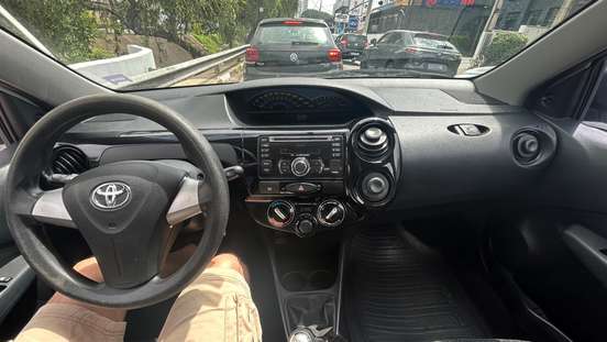 TOYOTA-ETIOS-2013
