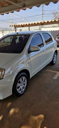 TOYOTA-ETIOS-2016