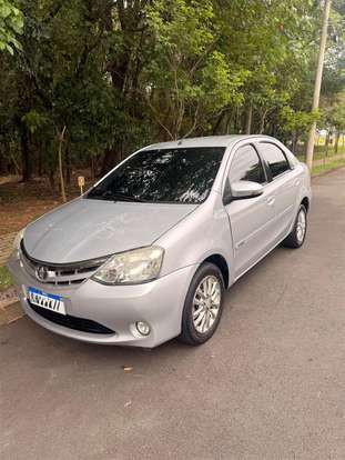TOYOTA-ETIOS-1.5 XLS SEDAN 16V FLEX 4P MANUAL TOYOTA-ETIOS-2015