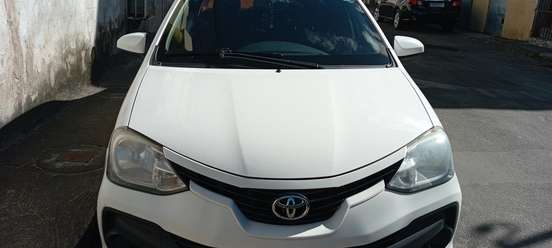 TOYOTA-ETIOS-2017