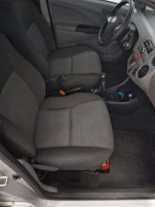 TOYOTA-ETIOS-2013