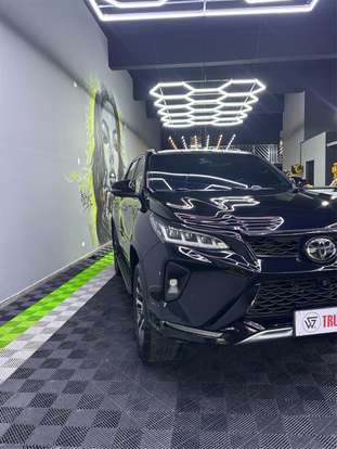 TOYOTA-HILUX SW4-2022