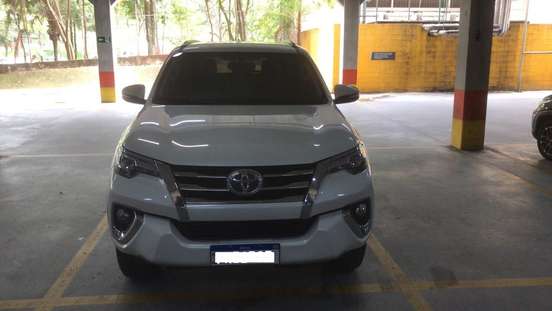 TOYOTA-HILUX SW4-2.8 SRX 4X4 16V TURBO INTERCOOLER DIESEL 4P AUTOMÁTICO TOYOTA-HILUX SW4-2017