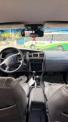 TOYOTA-HILUX SW4-1998