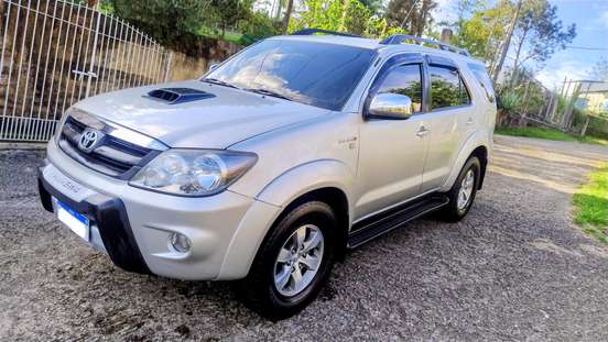 TOYOTA-HILUX SW4-2007