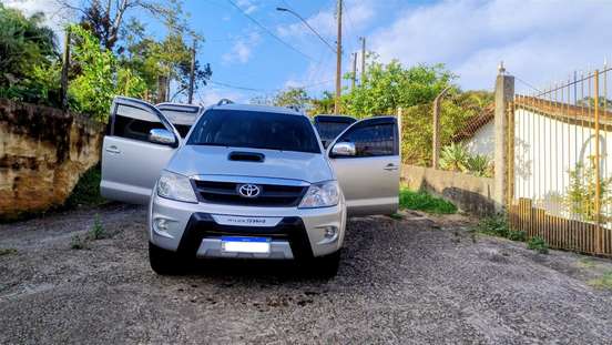 TOYOTA-HILUX SW4-2007