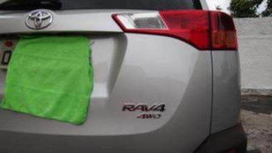 TOYOTA-RAV4-2013