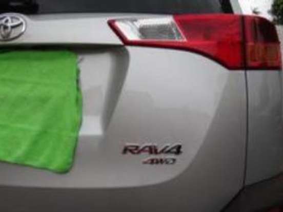 TOYOTA-RAV4-2.0 4X4 16V GASOLINA 4P AUTOMÁTICO TOYOTA-RAV4-2013