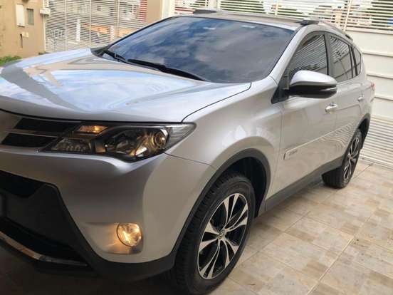 TOYOTA-RAV4-2014