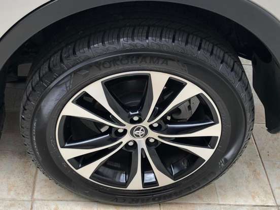 TOYOTA-RAV4-2014