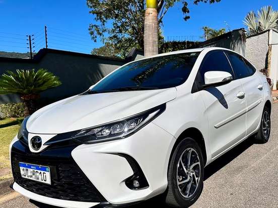 TOYOTA-YARIS-1.5 16V FLEX SEDAN XLS CONNECT MULTIDRIVE TOYOTA-YARIS-2022