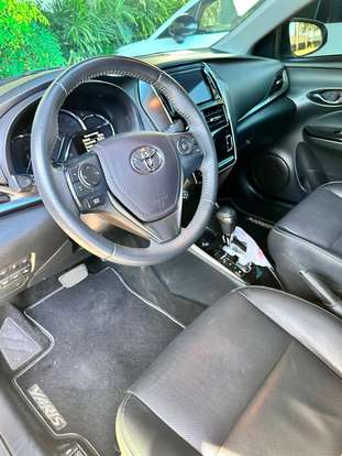 TOYOTA-YARIS-2022