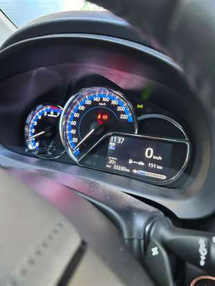 TOYOTA-YARIS-2022