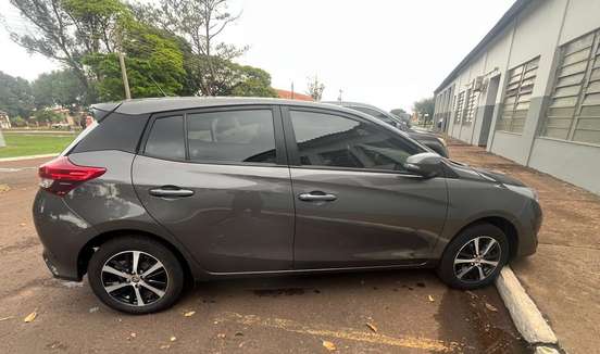 TOYOTA-YARIS-2021