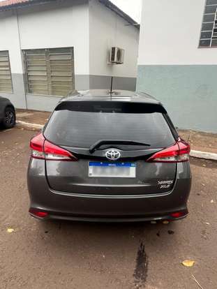 TOYOTA-YARIS-2021