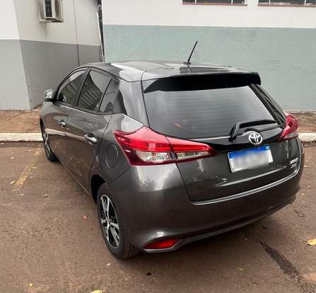 TOYOTA-YARIS-2021