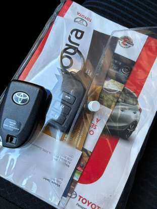 TOYOTA-YARIS-2019