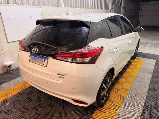 TOYOTA-YARIS-2020
