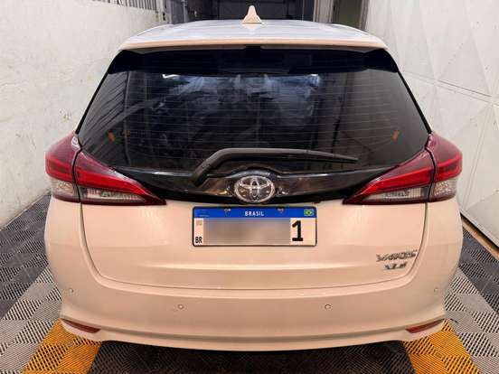 TOYOTA-YARIS-2020