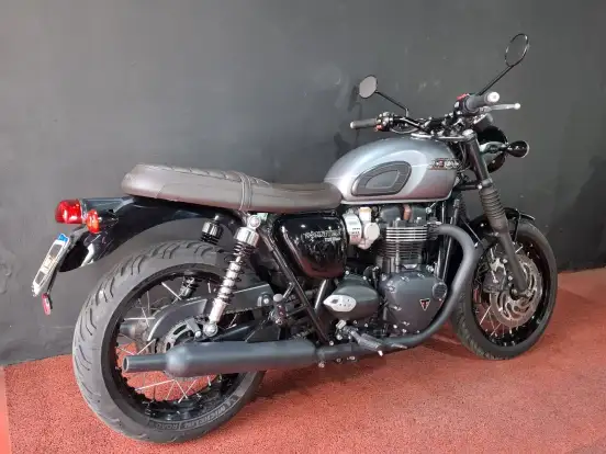 TRIUMPH-BONNEVILLE T120 BLACK 1200 TRIUMPH-BONNEVILLE T120 BLACK 1200-2024